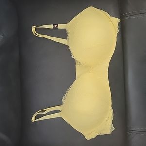 Victoria's Secret wireless bra size 38D